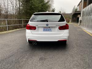 BMW 330i xDrive Touring M Sport 2017 года  (NA)